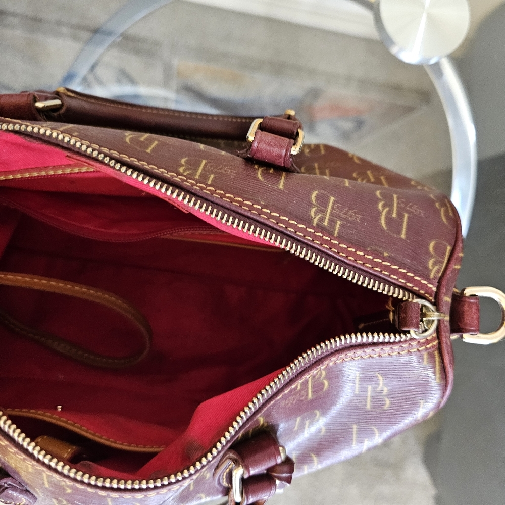 Bucket purse